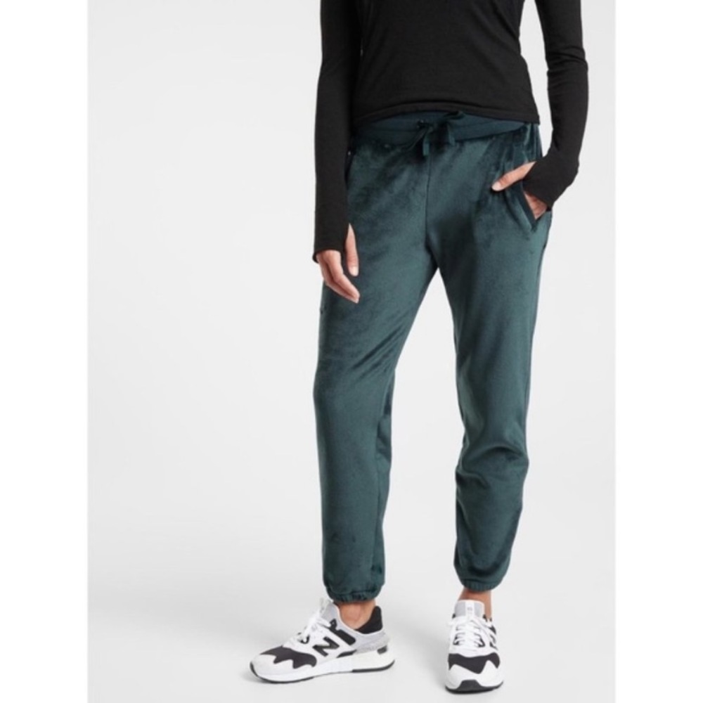 Athleta Double Cozy Karma Jogger EUC SZSP
